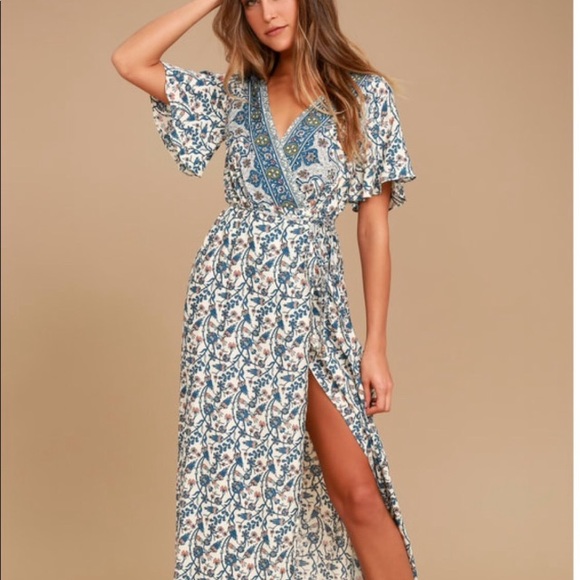 Lulu's Dresses & Skirts - Lulus Wrap Dress